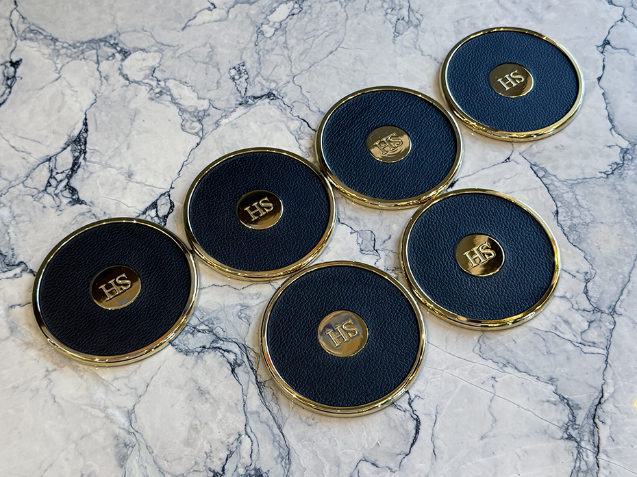 Набор премиальных костеров из натуральной кожи FURNITEK FG-420 (6шт) цвет чёрный