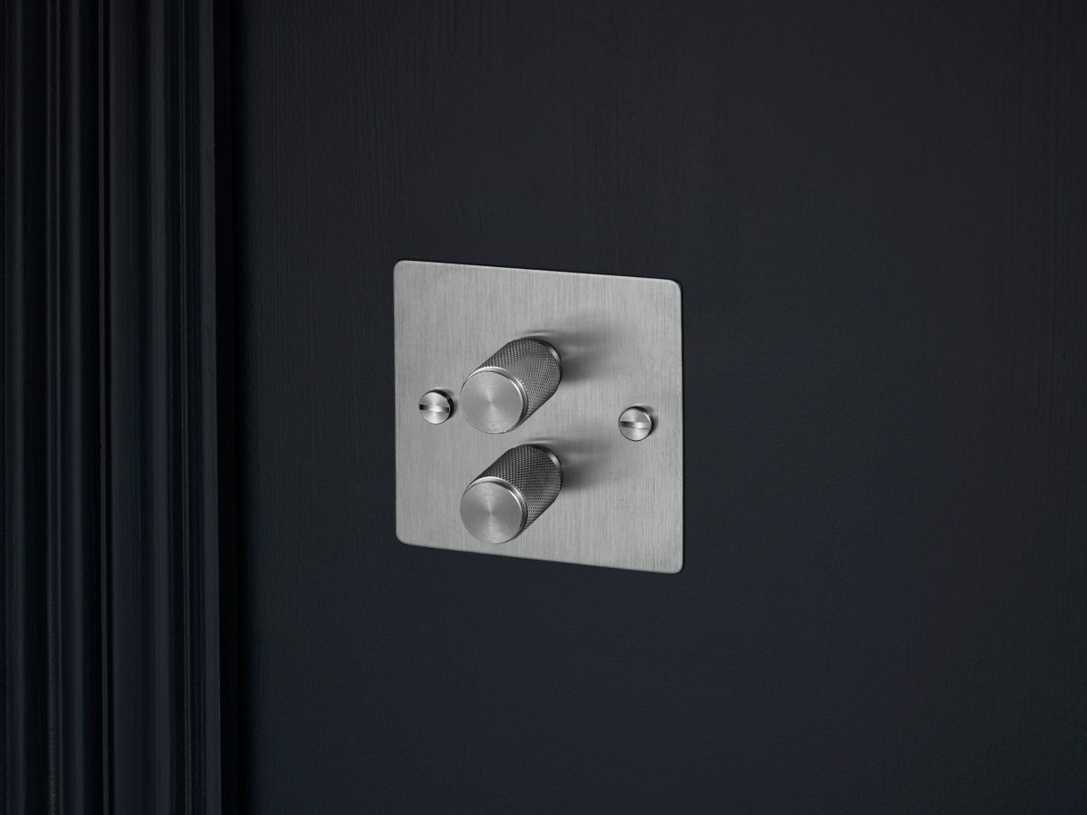 Диммер Buster & Punch двойной UK-DI-CO-2G-ST-A матовый хром