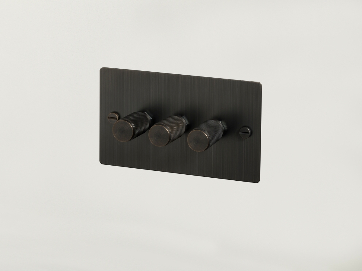 Диммер Buster & Punch тройной UK-DI-CO-3G-SM-A матовая бронза