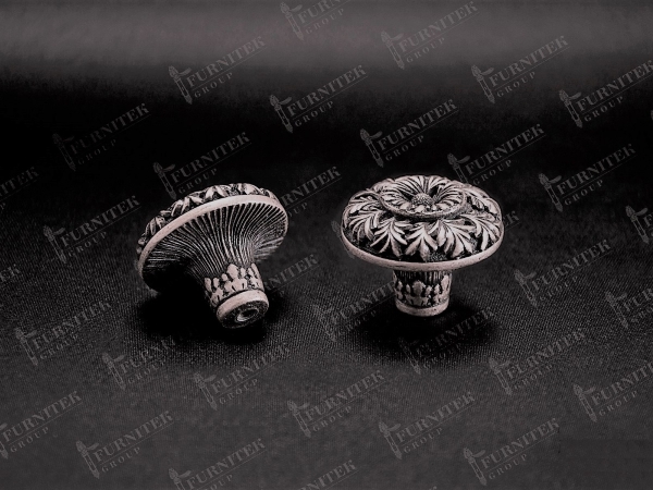 Мебельная ручка-кнопка Edgar Berebi 7725 античное серебро