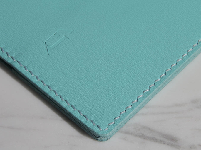 Обложка кожаная на паспорт FURNITEK модель FG-0202711 в подарочной коробке