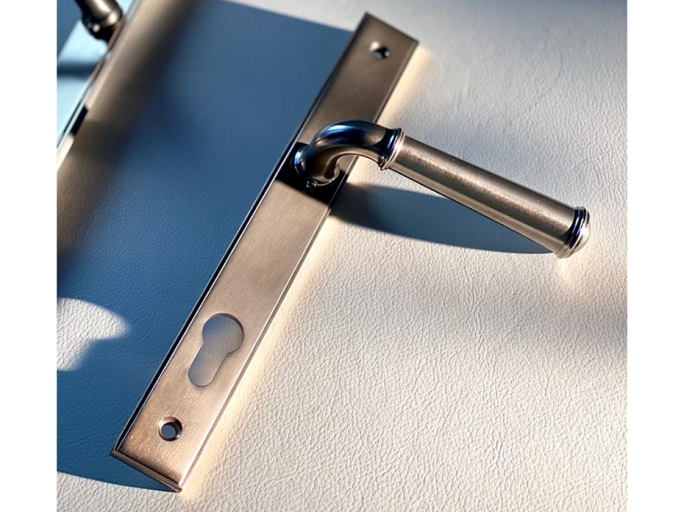 Ручка для балконной двери на узкой планке Frank Allart 7774597E01AAAN античный никель